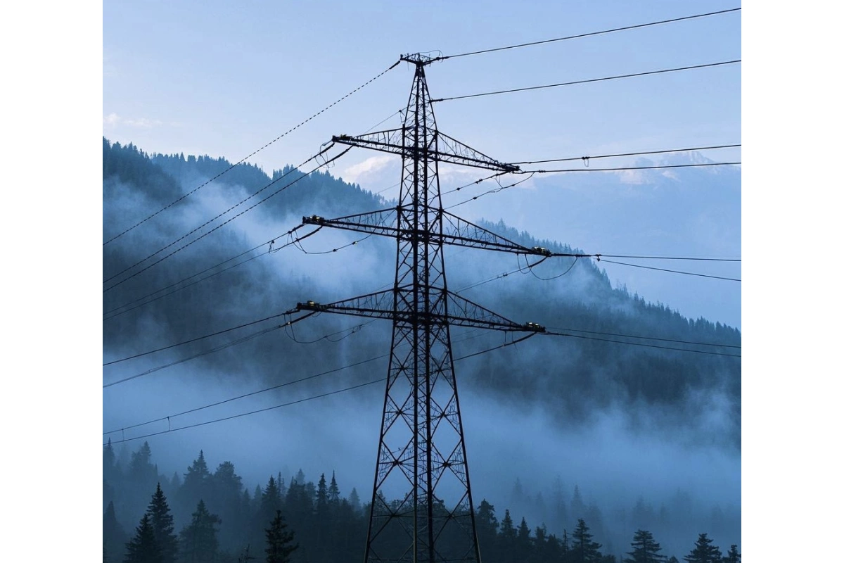 Metal Electric Power Tower ၏ဝိသေသလက္ခဏာများကဘာလဲ။